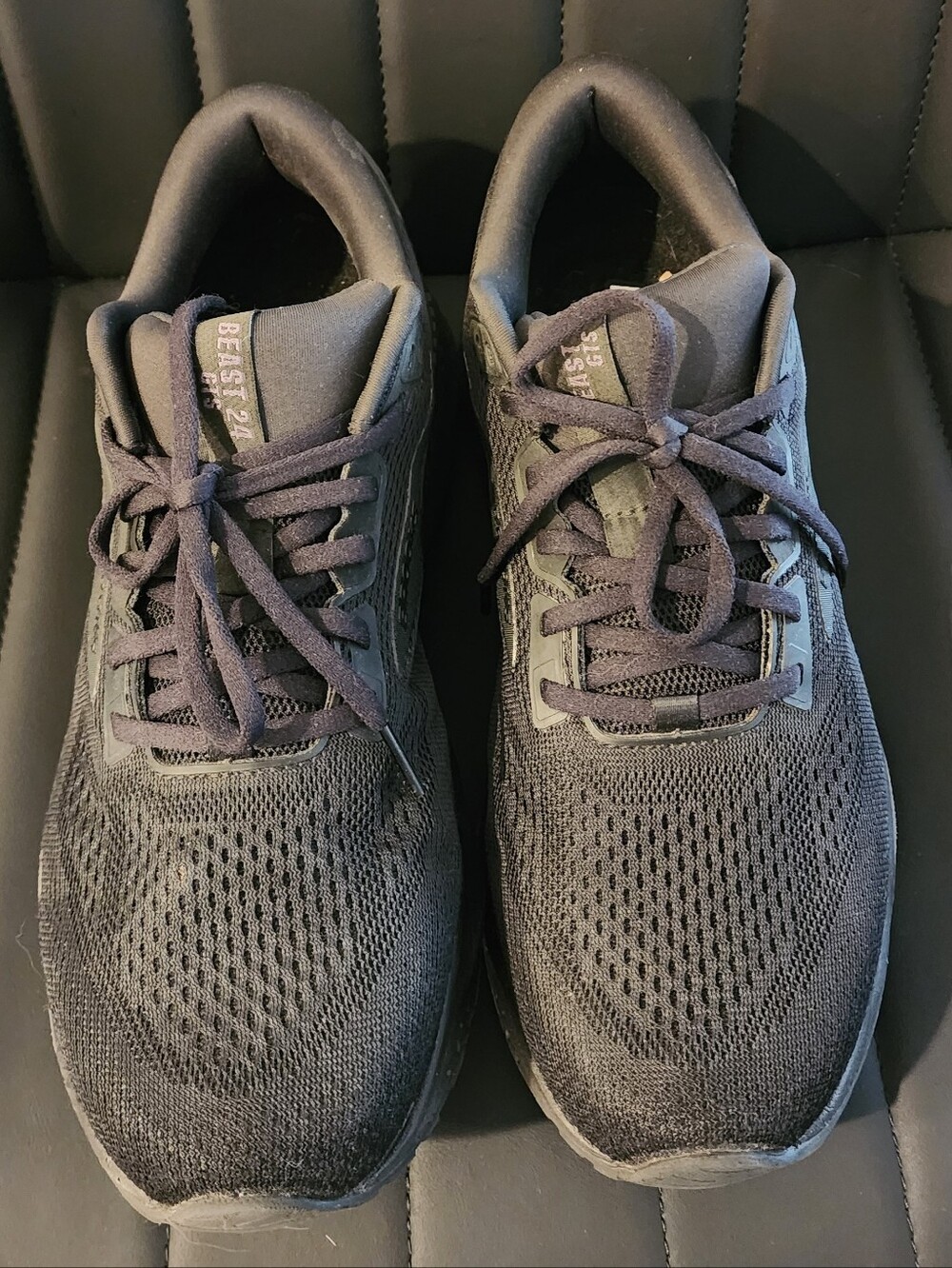 Brooks Men's Navy Blue Athletic Running Shoes